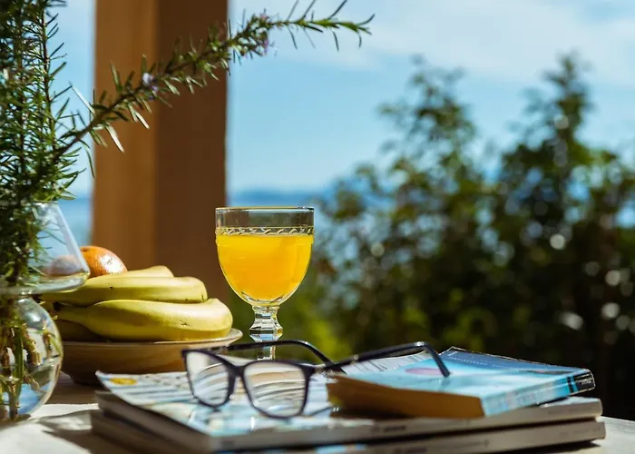 Jackie On The Corfu Retreat * バルバティ